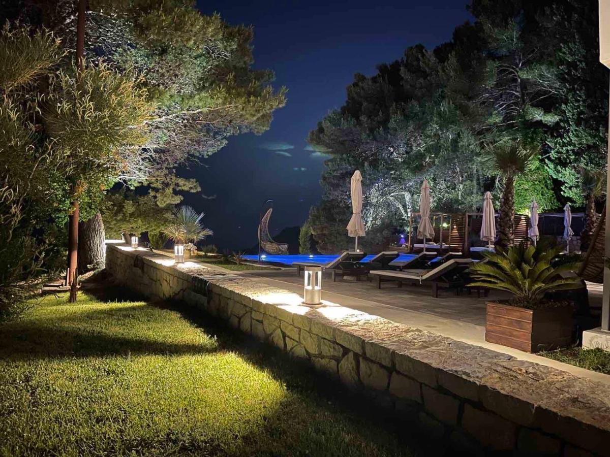 Pino Boutique Hotel ウルツィニ エクステリア 写真