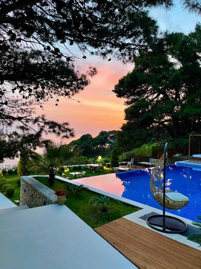 Pino Boutique Hotel ウルツィニ エクステリア 写真