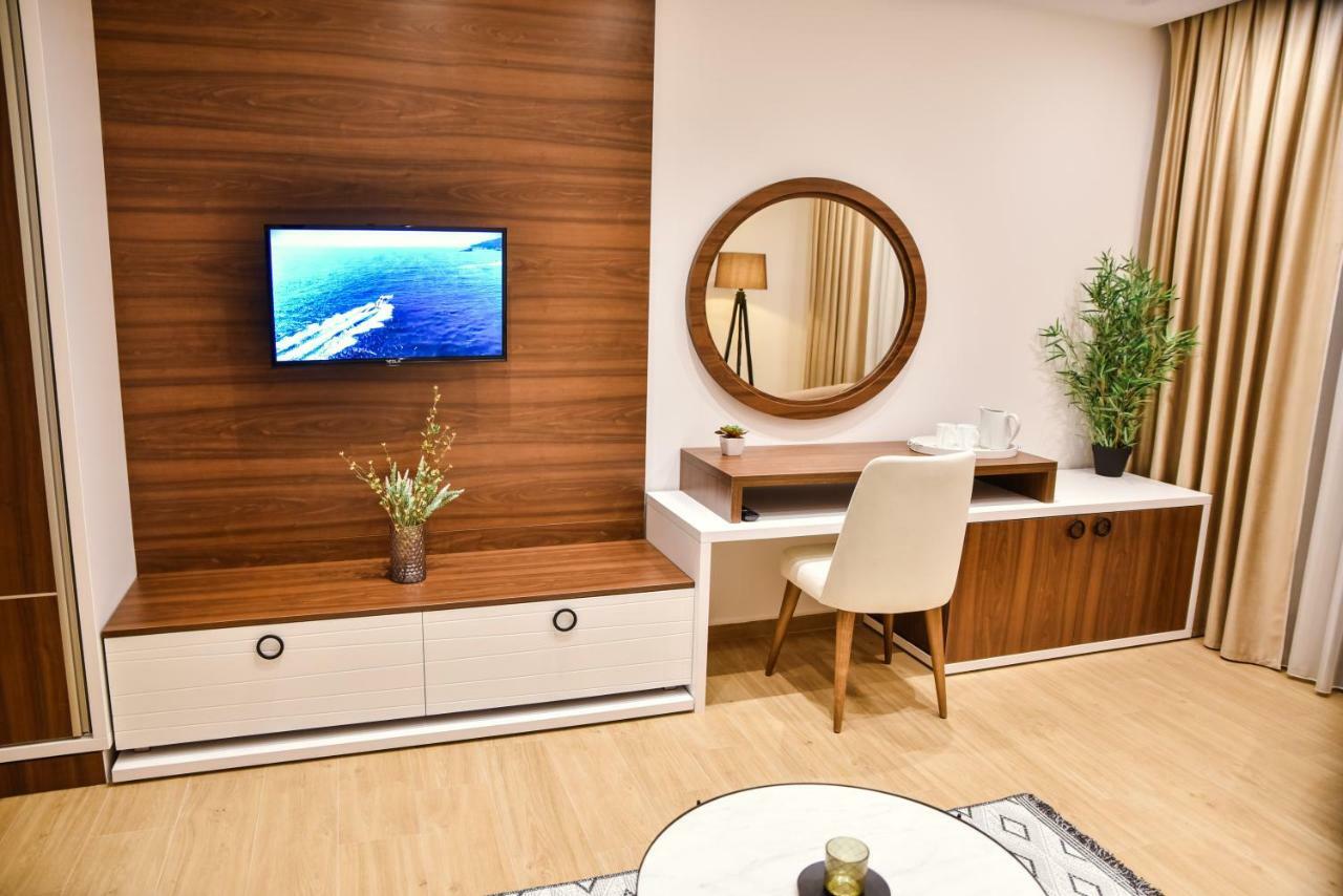 Pino Boutique Hotel ウルツィニ エクステリア 写真