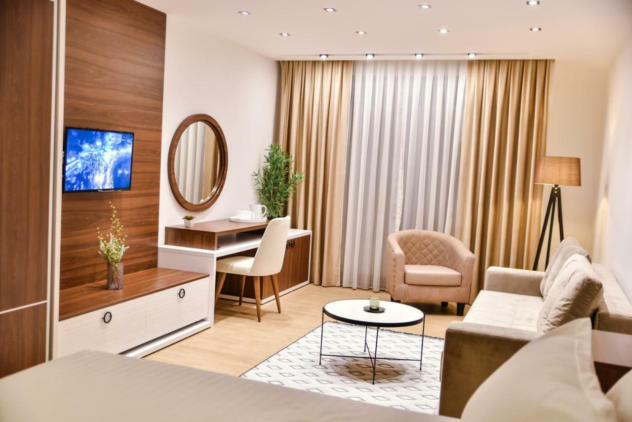 Pino Boutique Hotel ウルツィニ エクステリア 写真